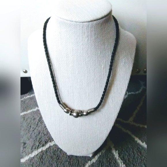 Braided Beaded Choker - Picture 5 of 5